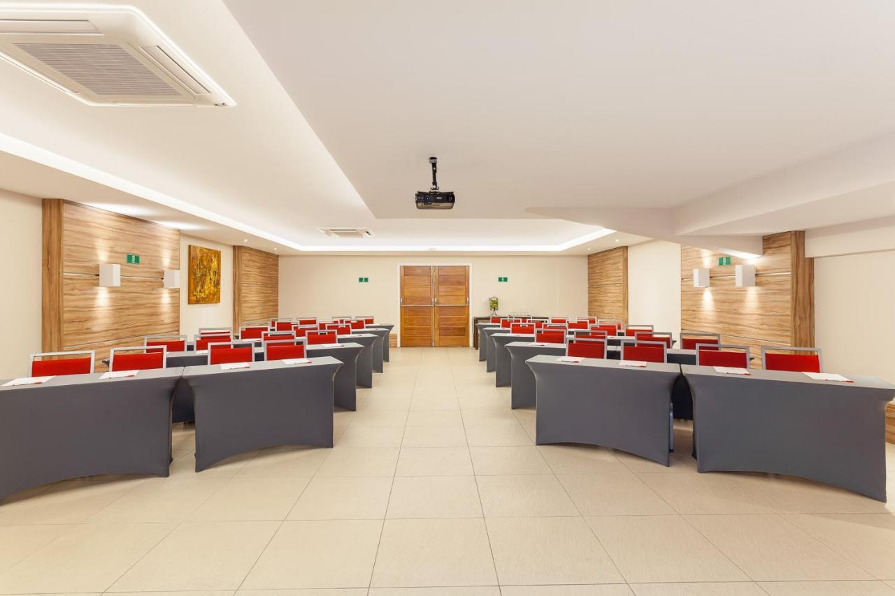 Ramada By Wyndham Macae Hotel & Suites Ngoại thất bức ảnh